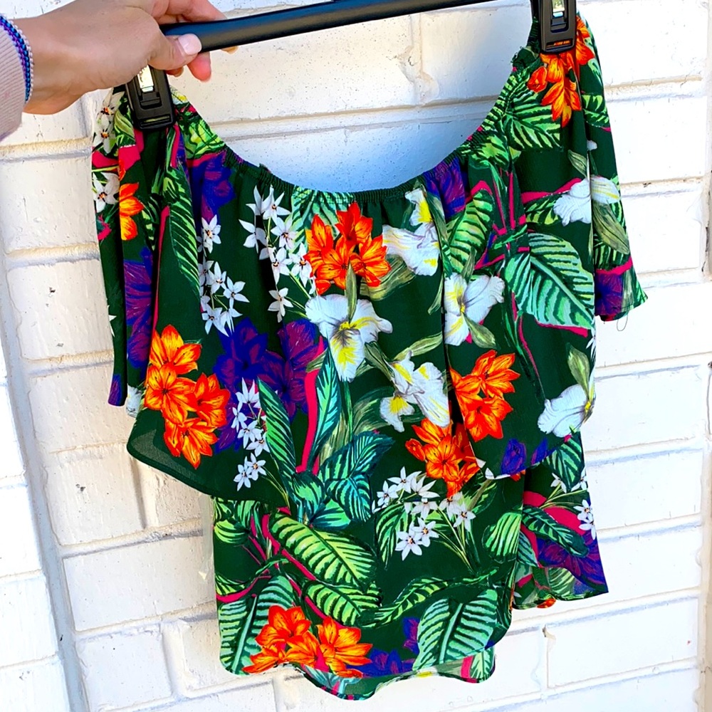 Hawaiian print off the shoulder